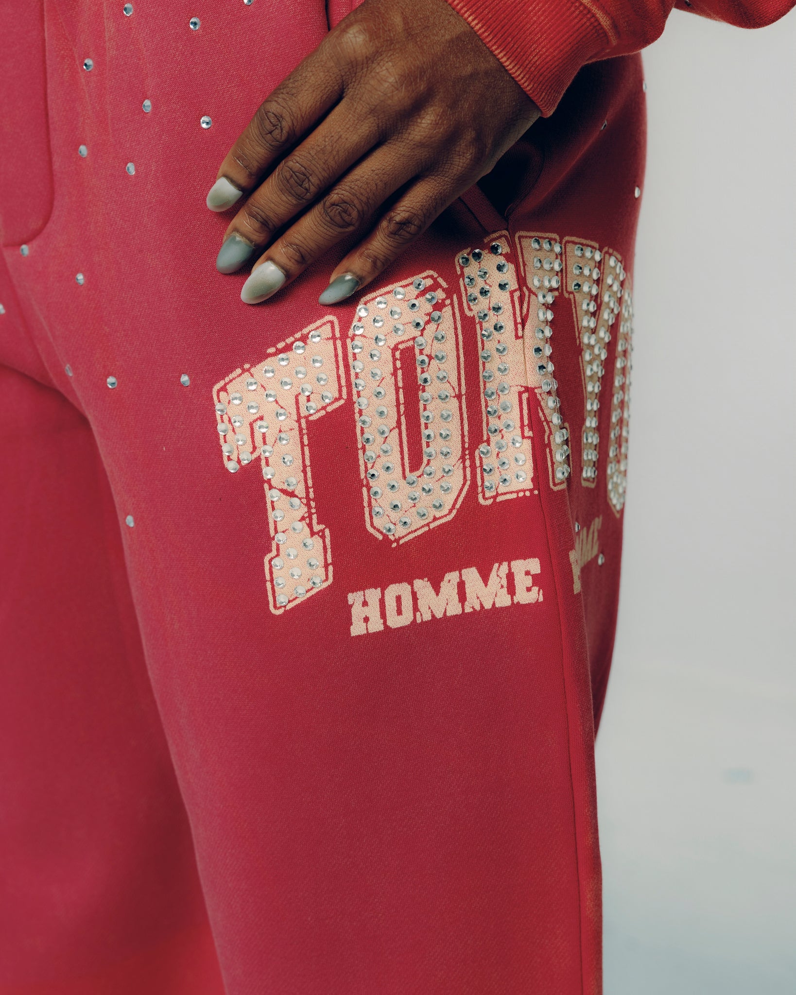 WORLD TOUR SWEATPANT