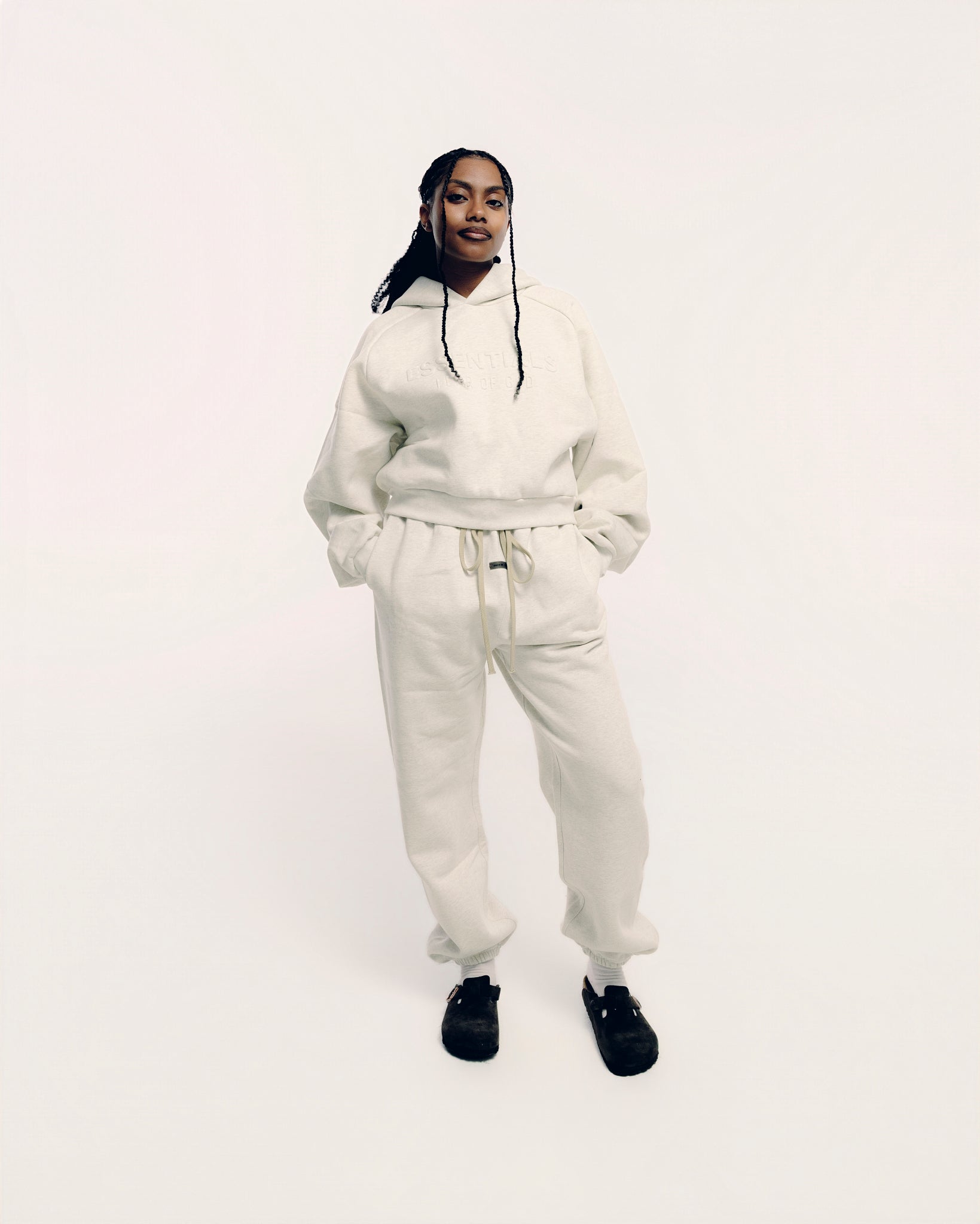 CLASSIC SWEATPANT
