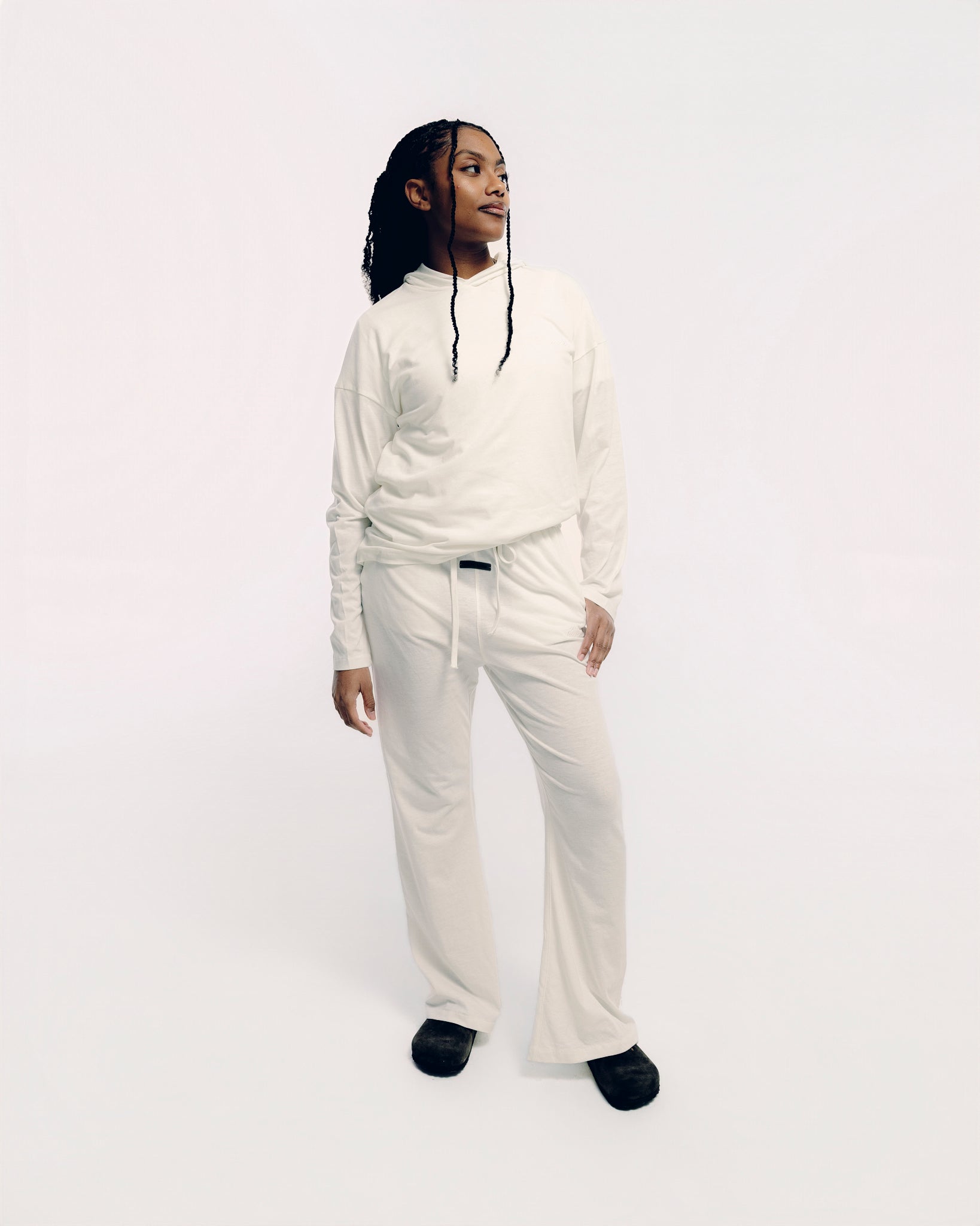 CLASSIC HOODED LONG SLEEVE