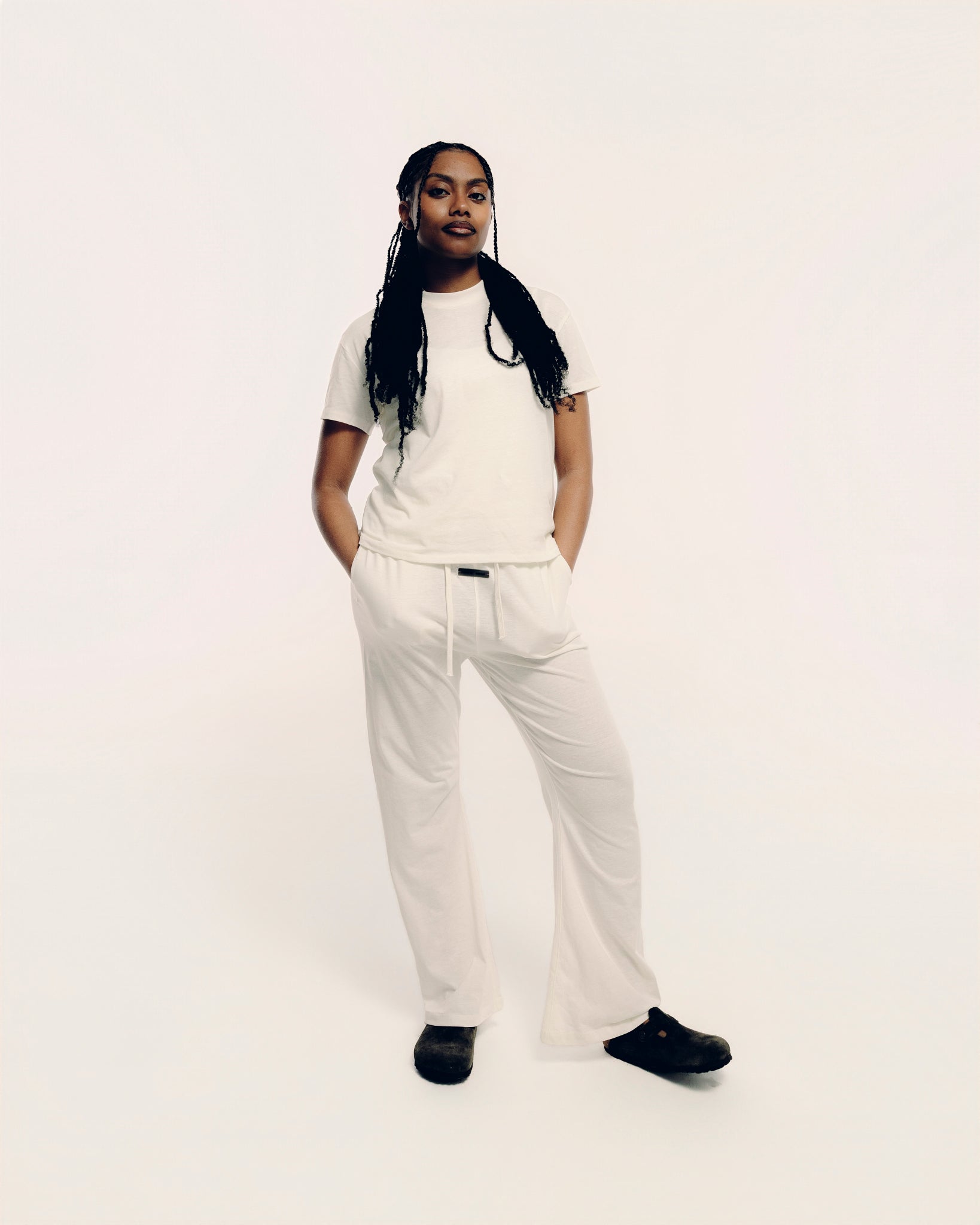 CLASSIC FIT TEE