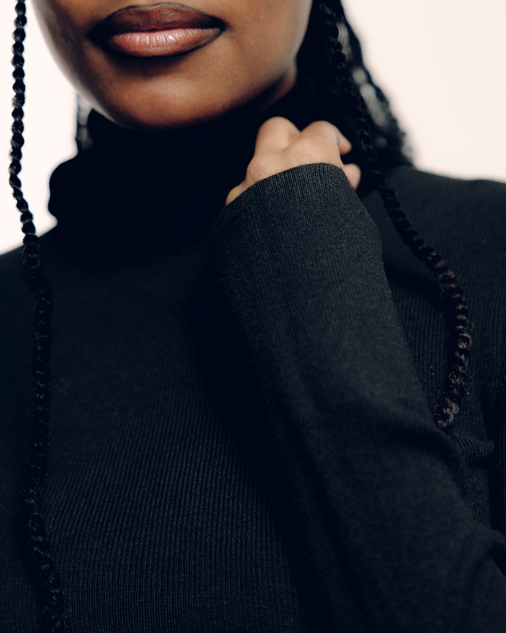 LONG SLEEVE HOODED RIB TOP