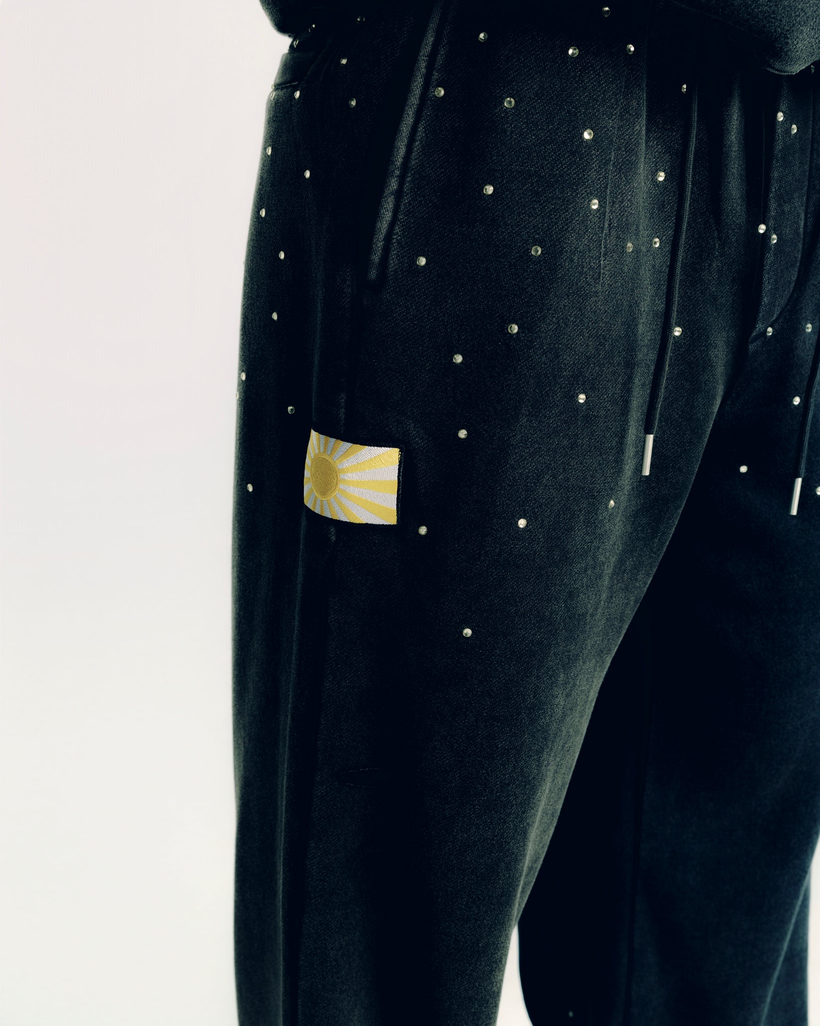 WORLD TOUR SWEATPANT