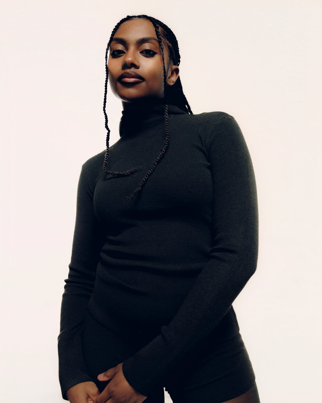 LONG SLEEVE HOODED RIB TOP