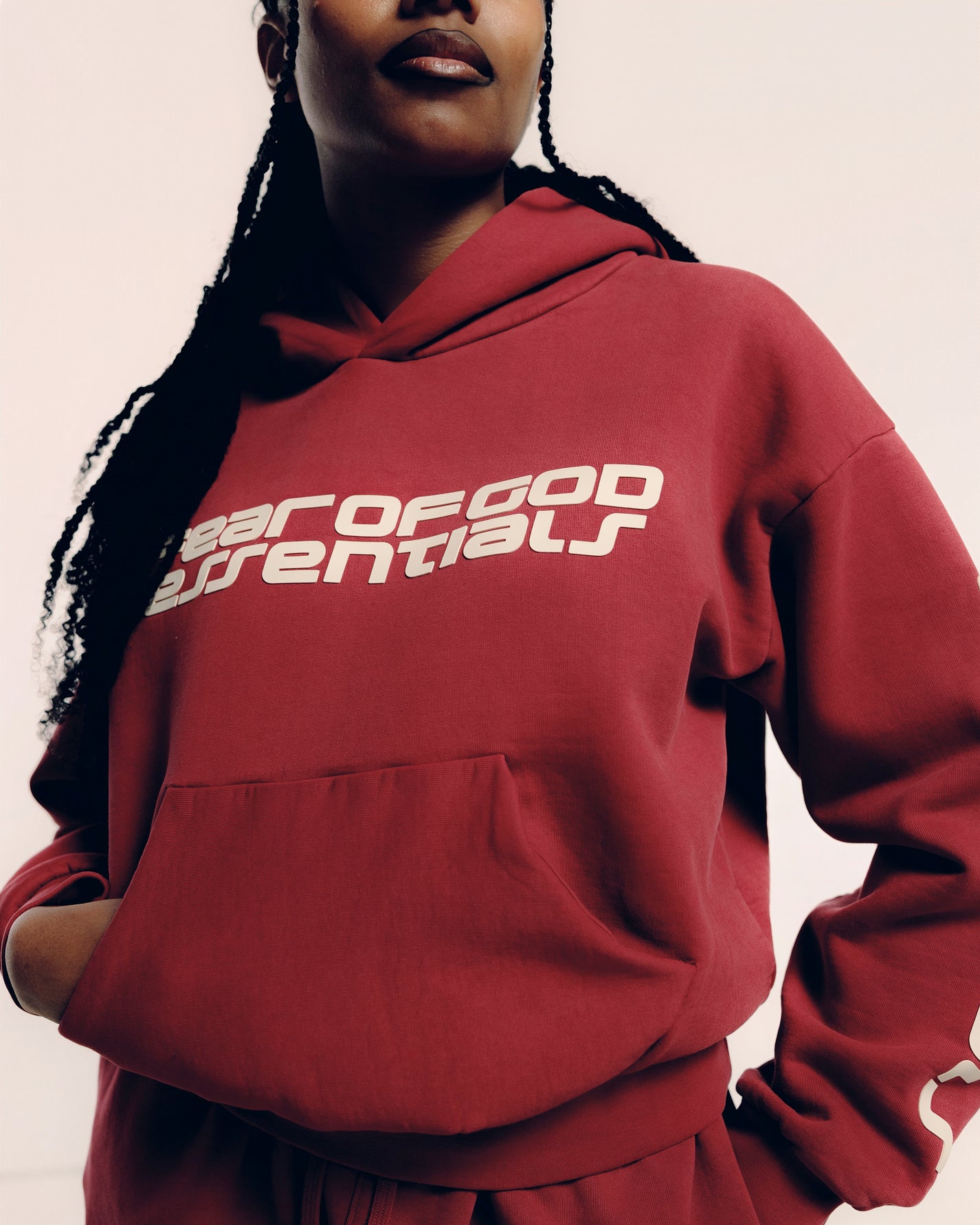 CLASSIC HOODIE