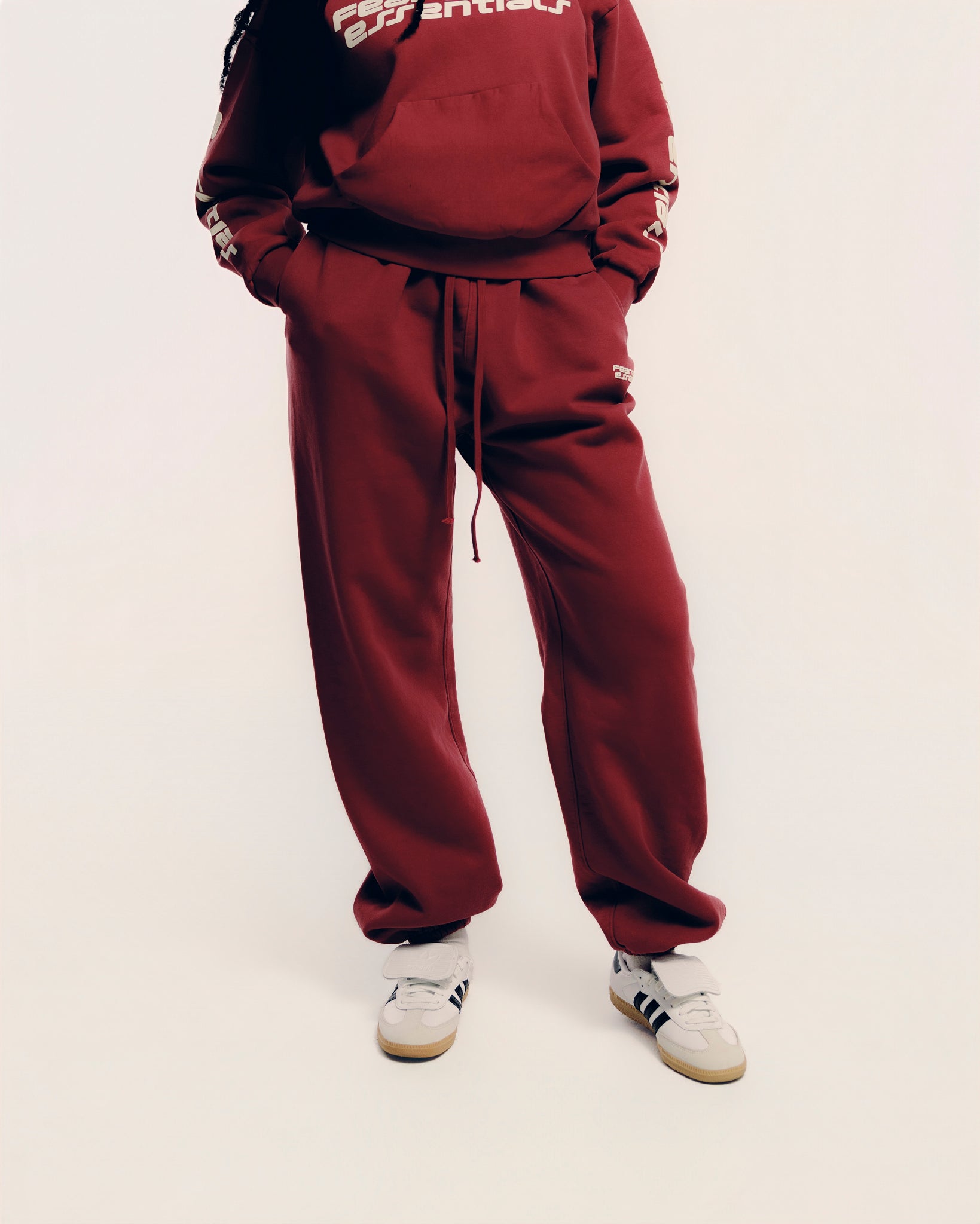 CLASSIC SWEATPANT