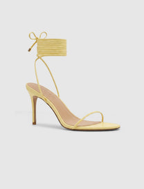 3.0 BARELY THERE LACE UP