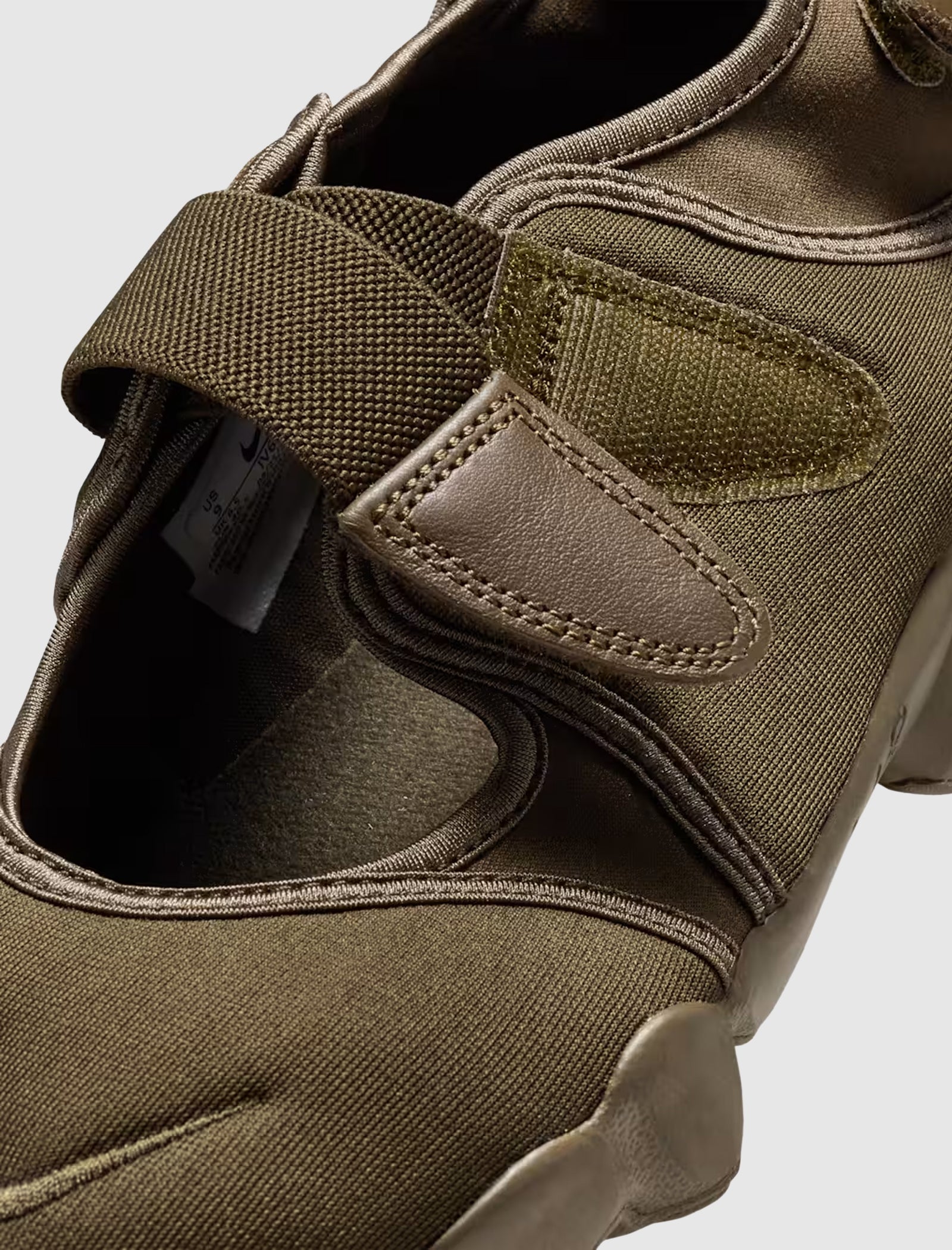 NIKE WOMEN'S AIR RIFT