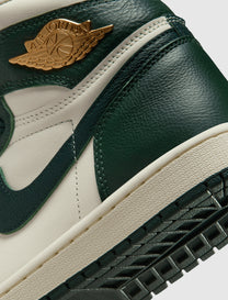 WOMEN&#39;S AIR JORDAN 1 RETRO HIGH OG “PRO GREEN”