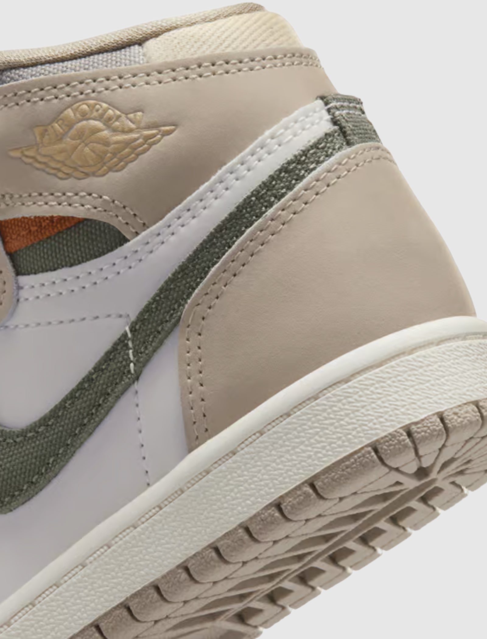 AIR JORDAN 1 RETRO HIGH OG "KHAKI" PS