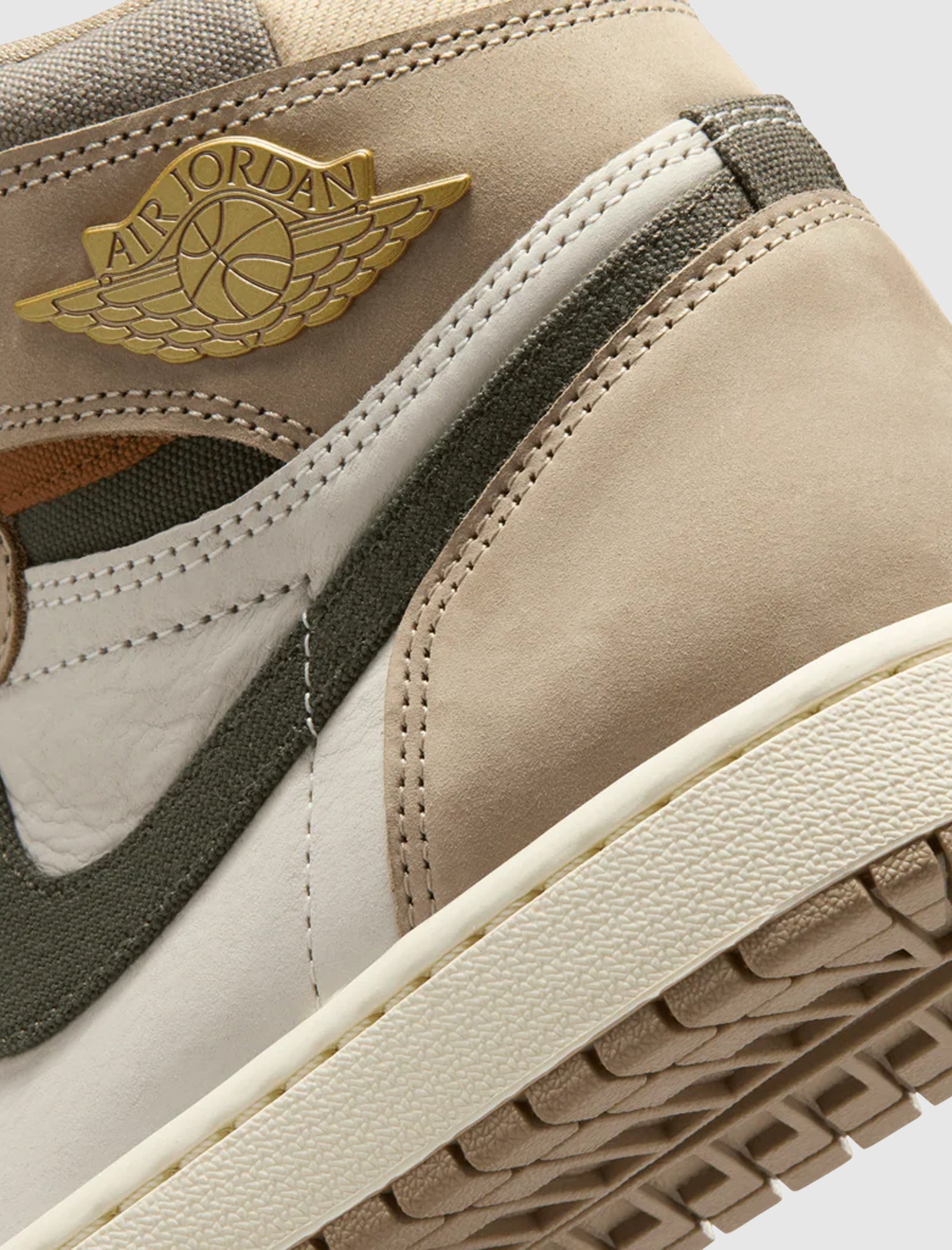 WOMEN'S AIR JORDAN 1 RETRO HIGH OG "KHAKI"