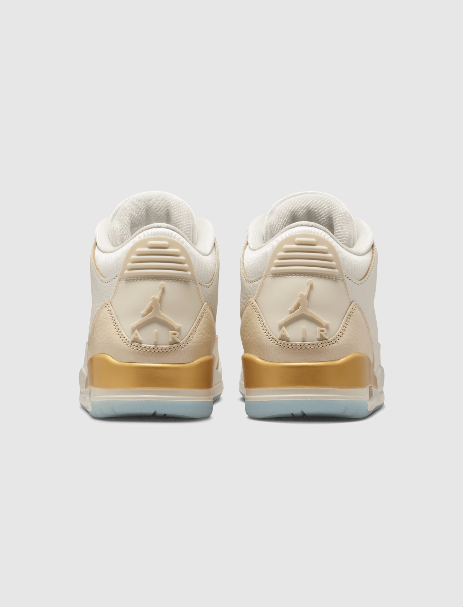 AIR JORDAN 3 &quot;SAIL AND PALE IVORY&quot;