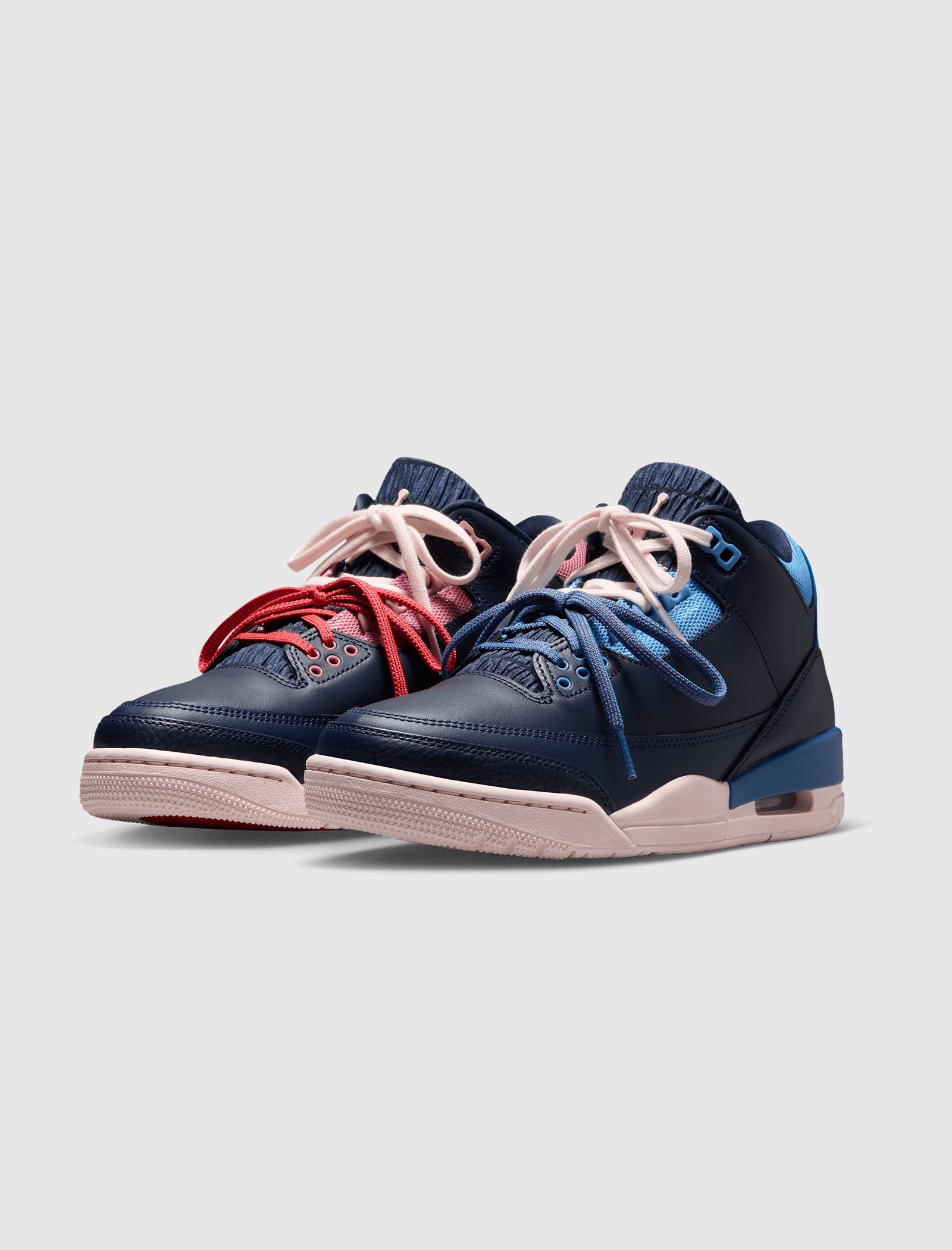 WOMEN'S AIR JORDAN 3 RETRO