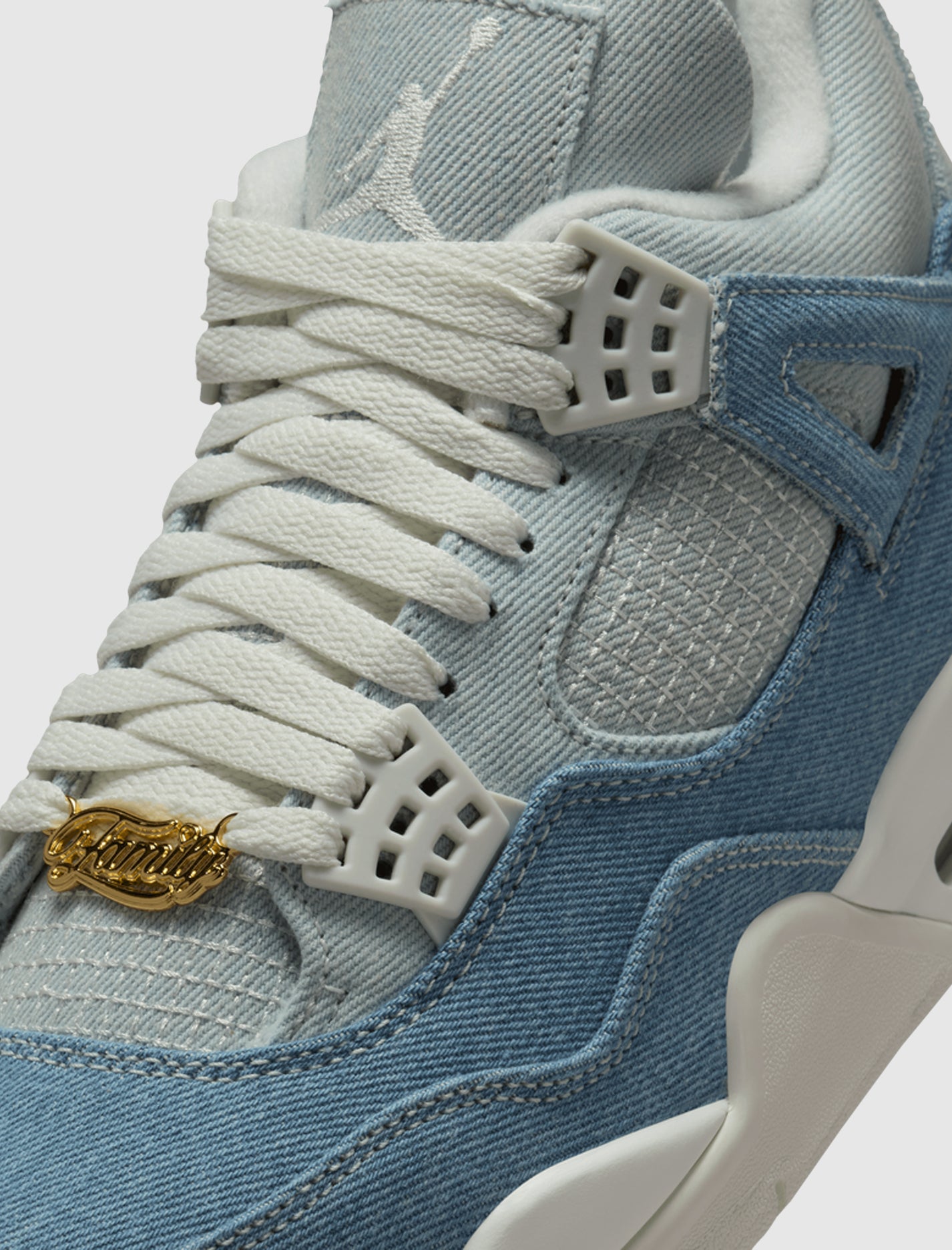 WOMEN&#39;S AIR JORDAN 4 &quot;WORN BLUE&quot;