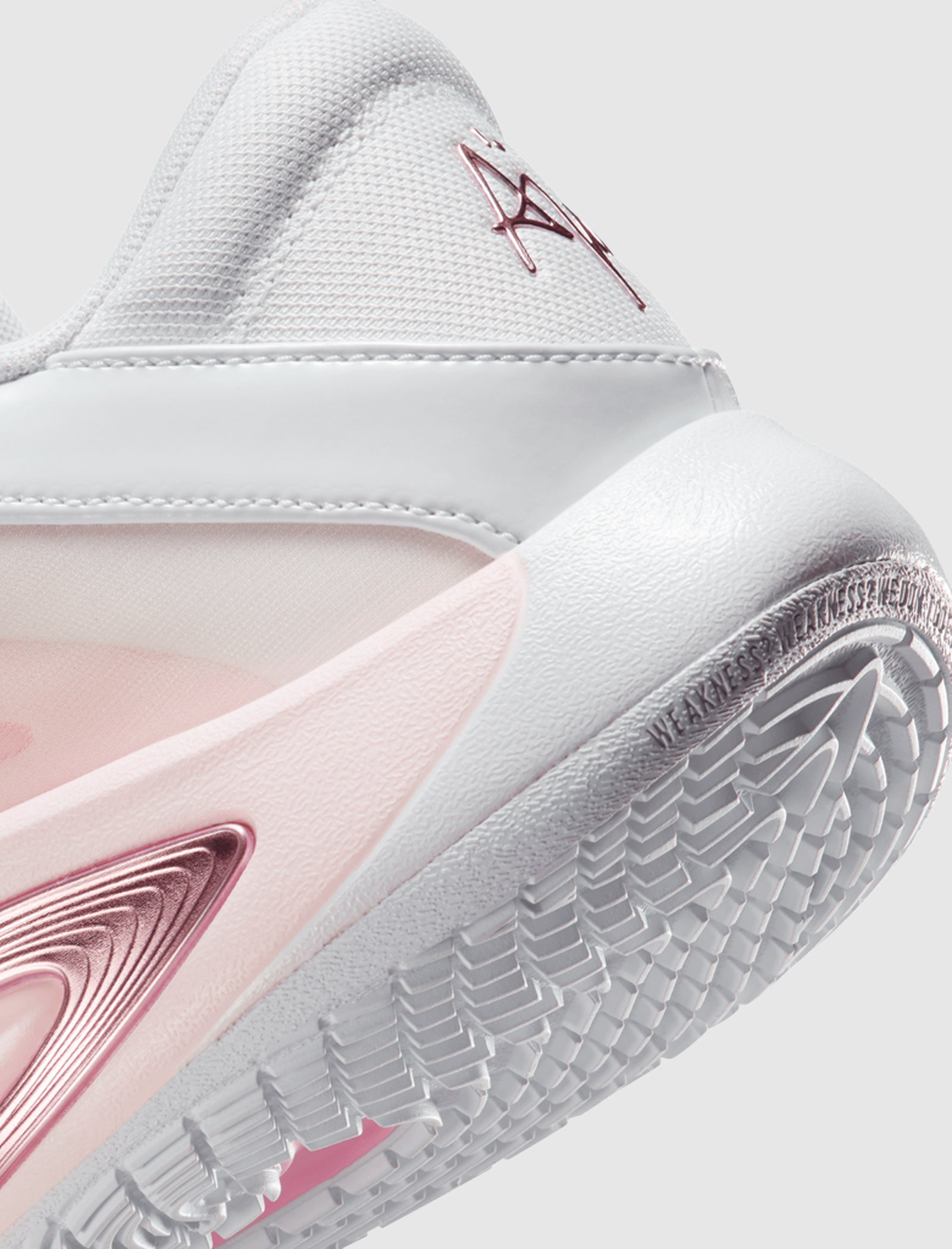 A&#39;ONE &quot;WHITE/PERFECT PINK&quot;