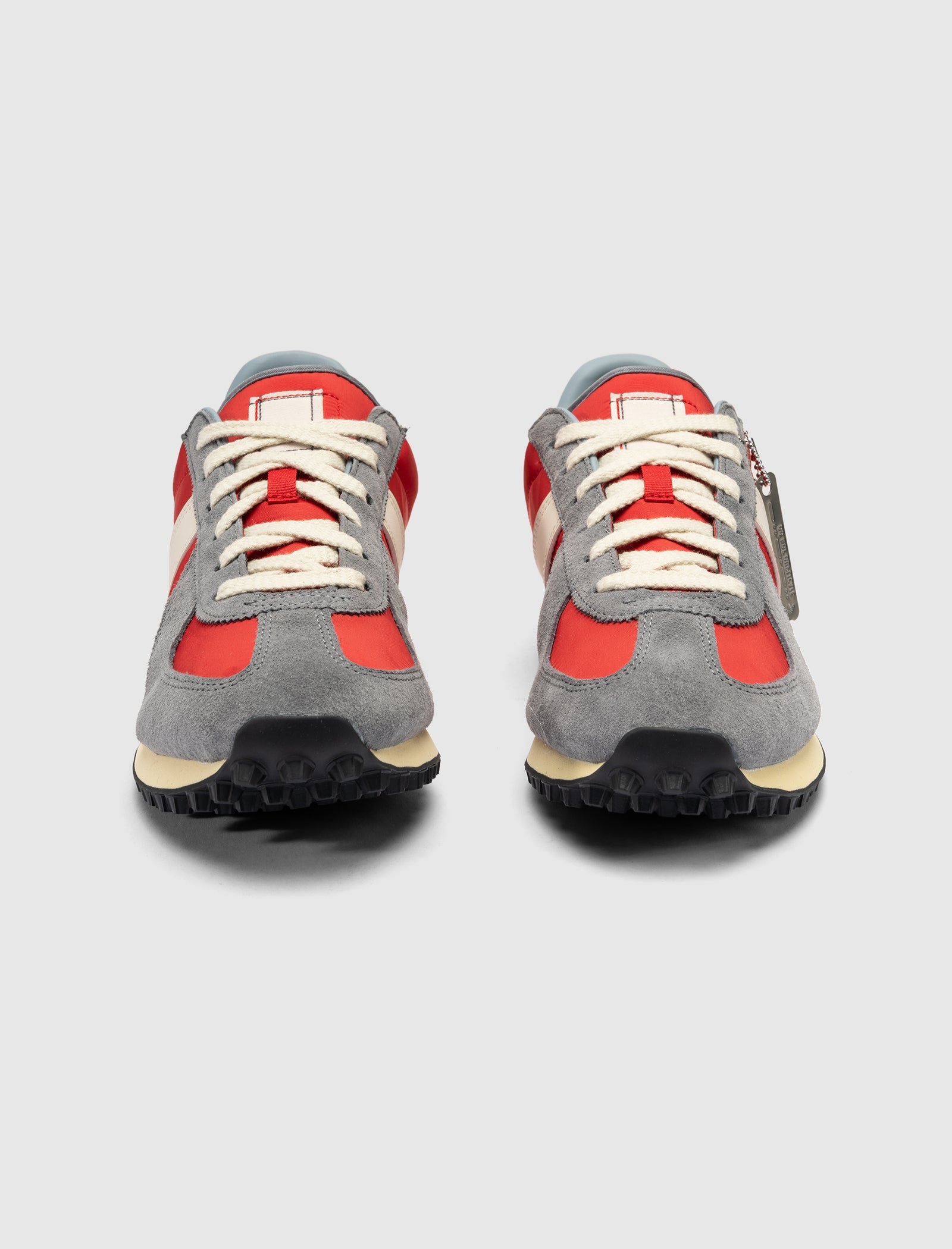 DO NOT DUPLICATE BW RUNNER