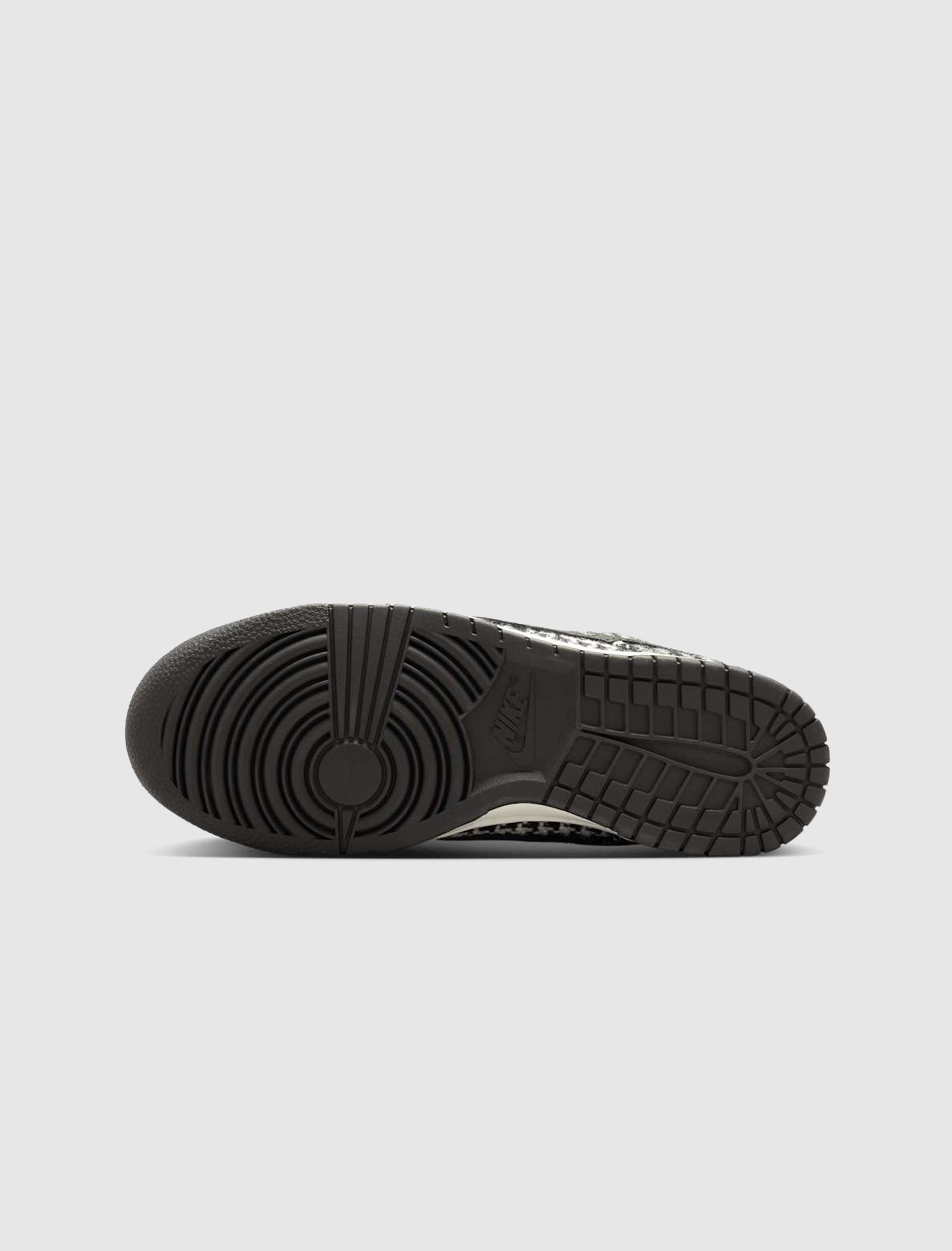 WOMEN'S DUNK LOW HARRIS TWEED "BLACK/WHITE"