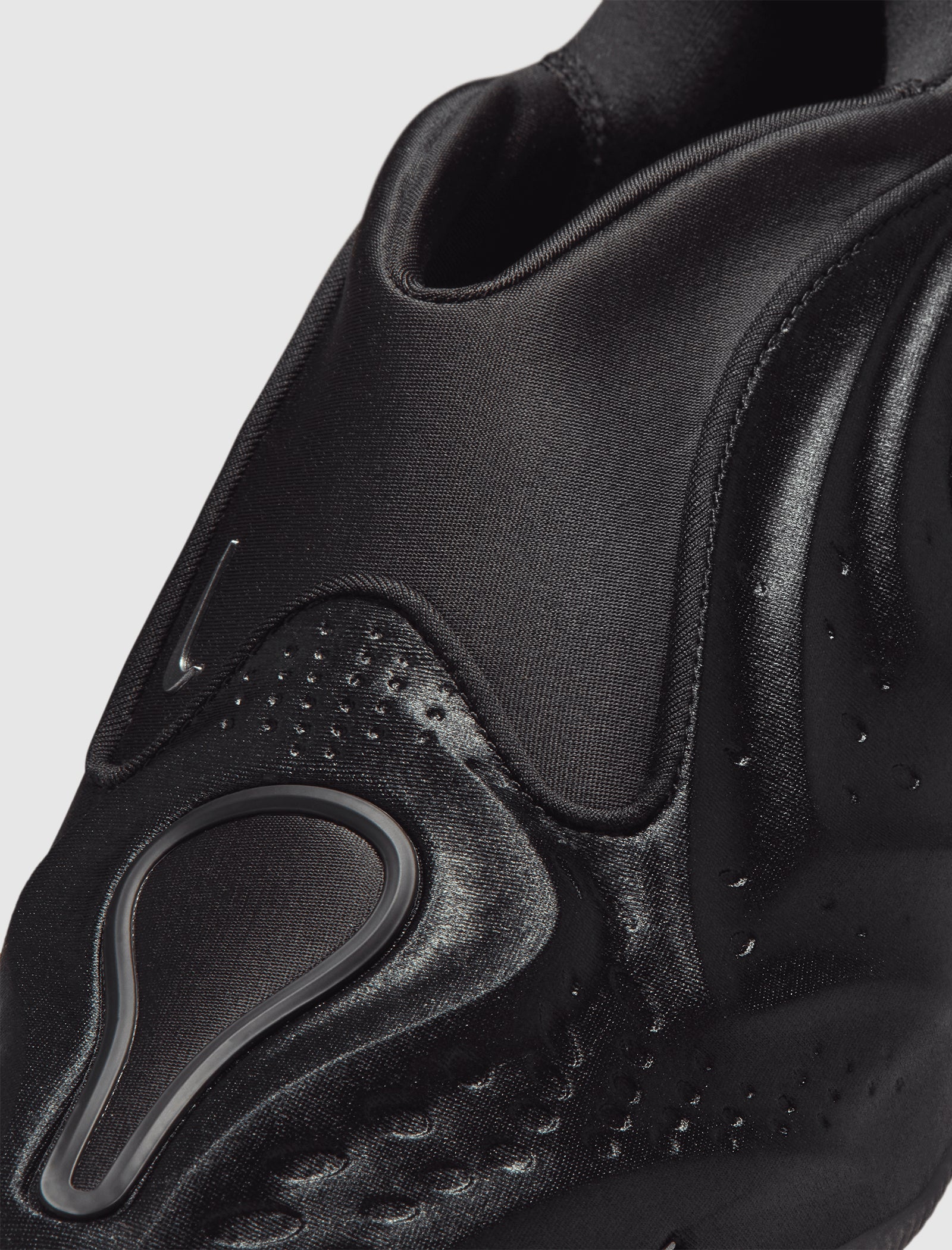 WOMEN'S FIRST SIGHT SHADOW SP "BLACK/MULTI/ METALLIC DARK GREY"