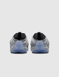WOMEN'S FIRST SIGHT "METALLIC SILVER"