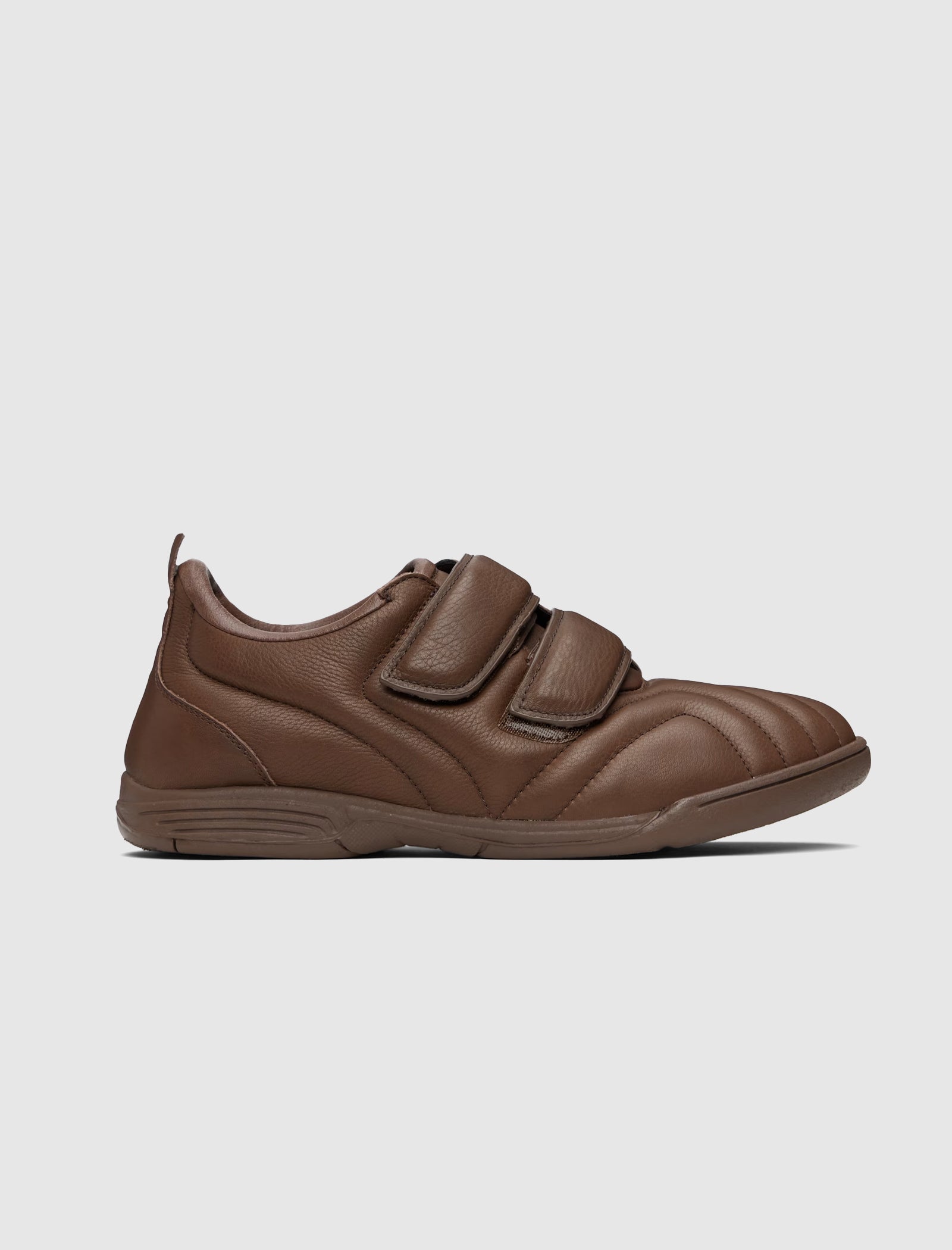 FOOTBALL SNEAKER