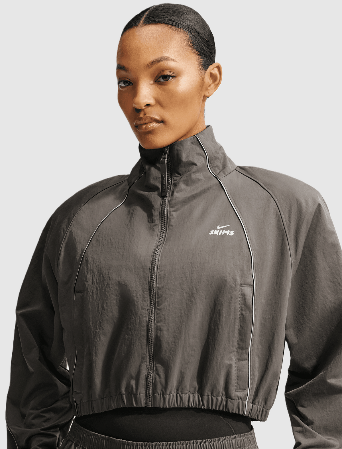 CRUNCHY NYLON CROPPED JACKET
