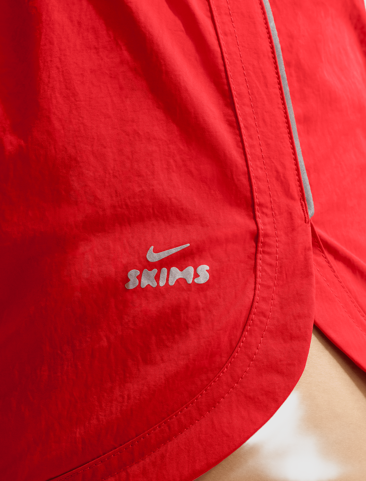 CRUNCHY NYLON 2.5" SHORTS