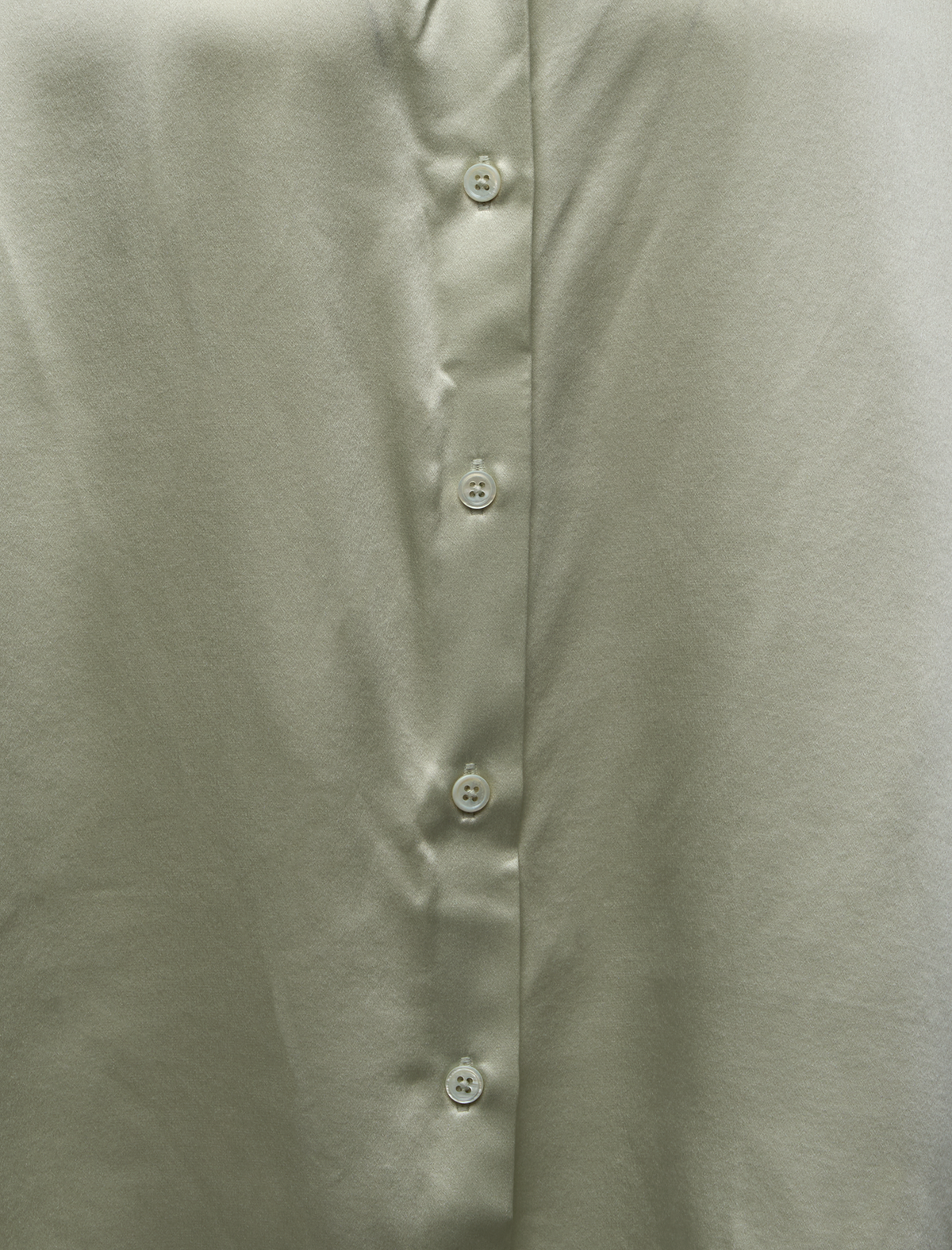 SILK LONG SLEEVE BUTTON DOWN
