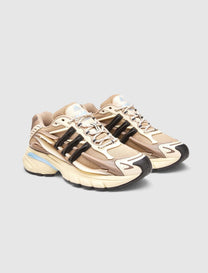 ADIDAS X PHARRELL WILLIAMS X VIRGINIA ADISTAR JELLYFISH