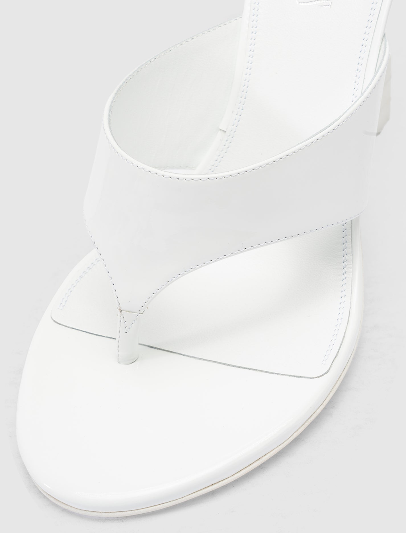 LIDIA THONG MULE 70