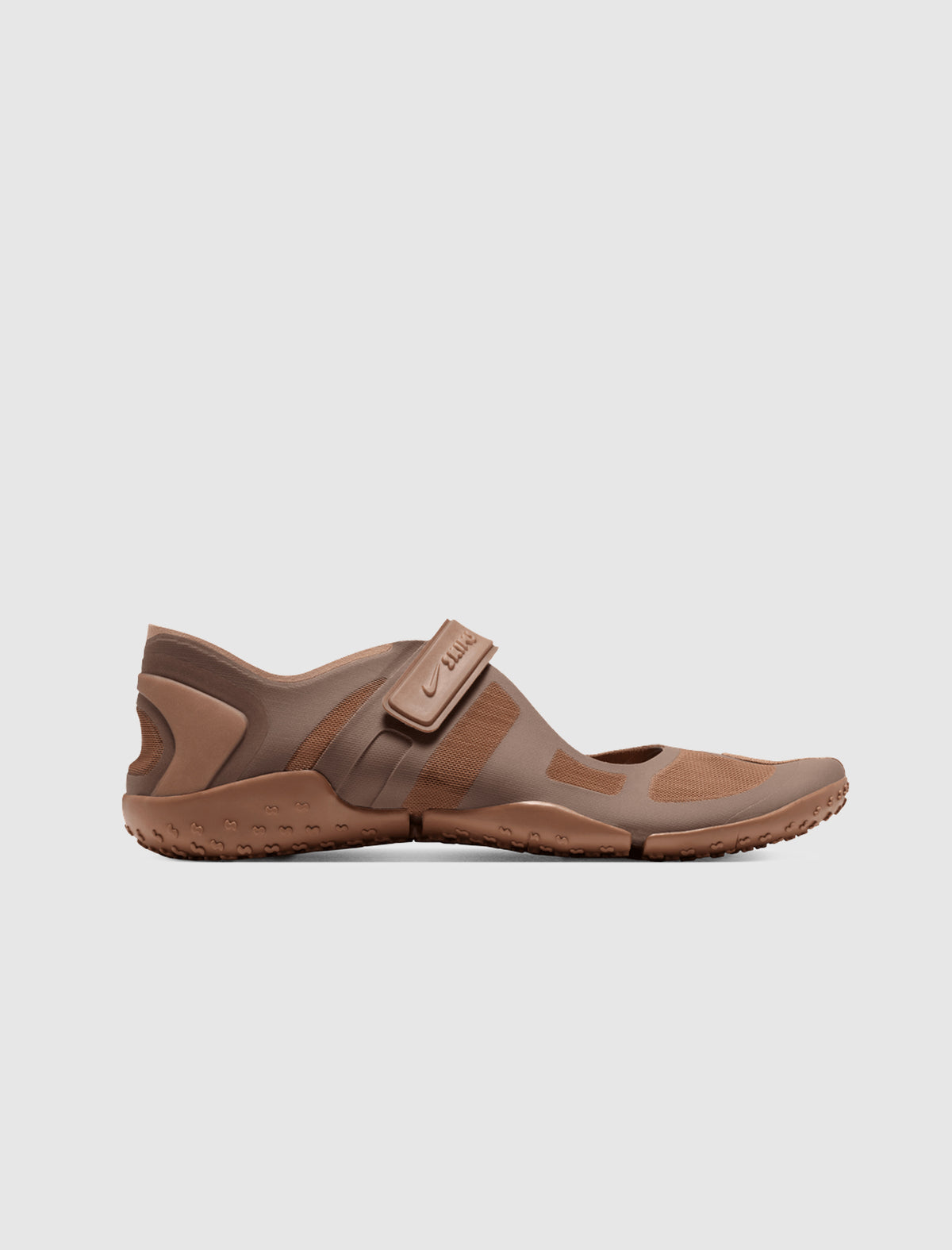 NIKESKIMS RIFT MESH