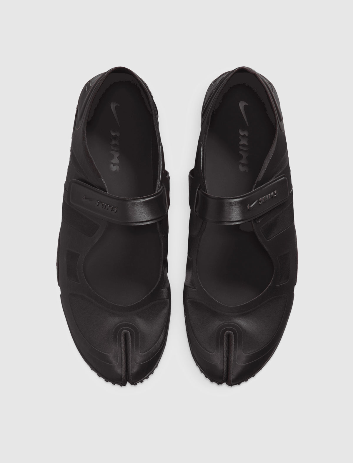 NIKESKIMS RIFT SATIN WOMEN'S SHOES