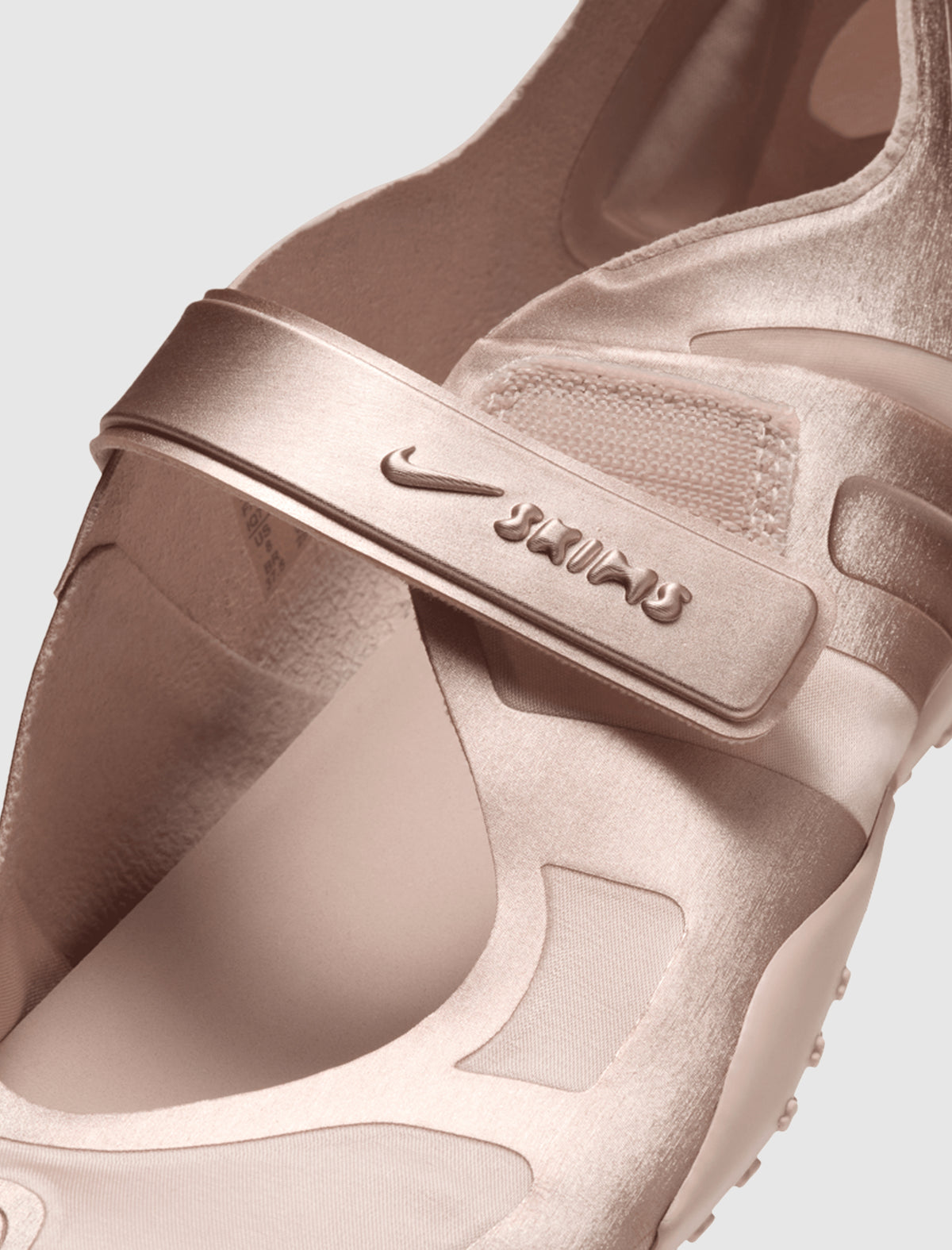 NIKESKIMS RIFT SATIN WOMEN'S SHOES