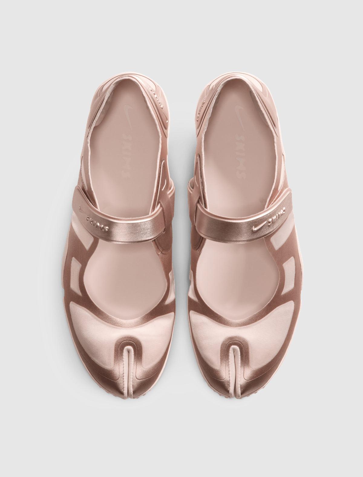NIKESKIMS RIFT SATIN WOMEN'S SHOES