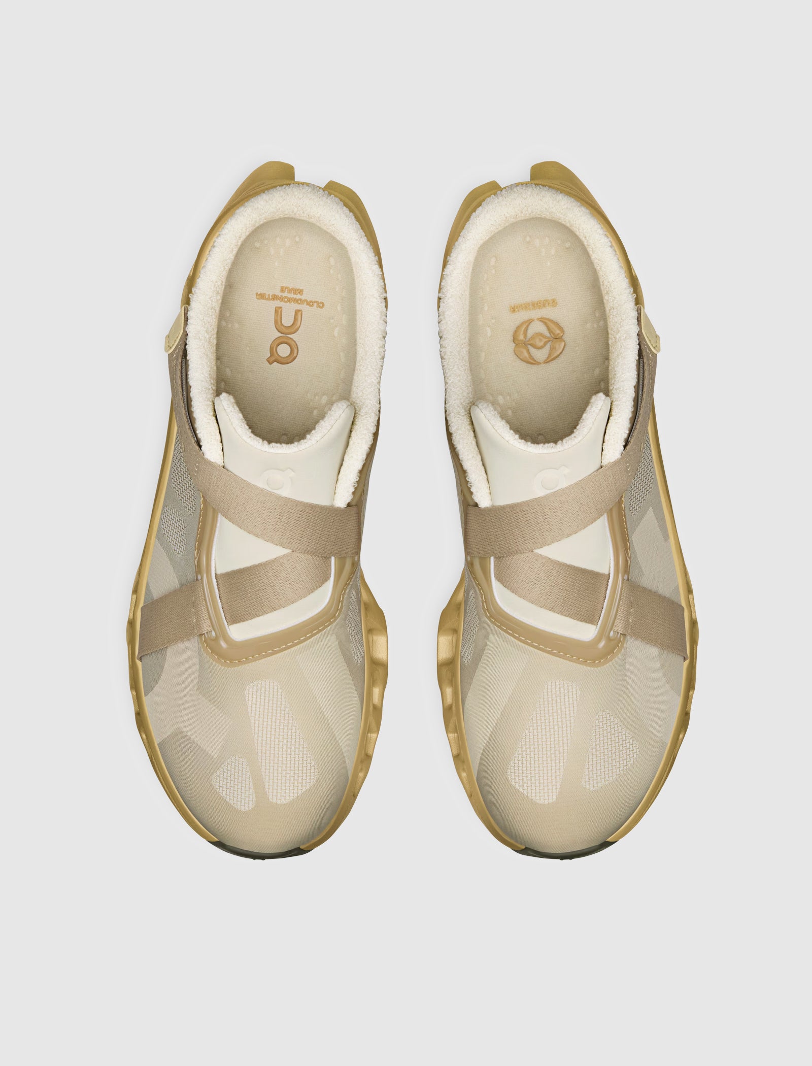 ON RUNNING X FKA TWIGS CLOUD MONSTER 3
