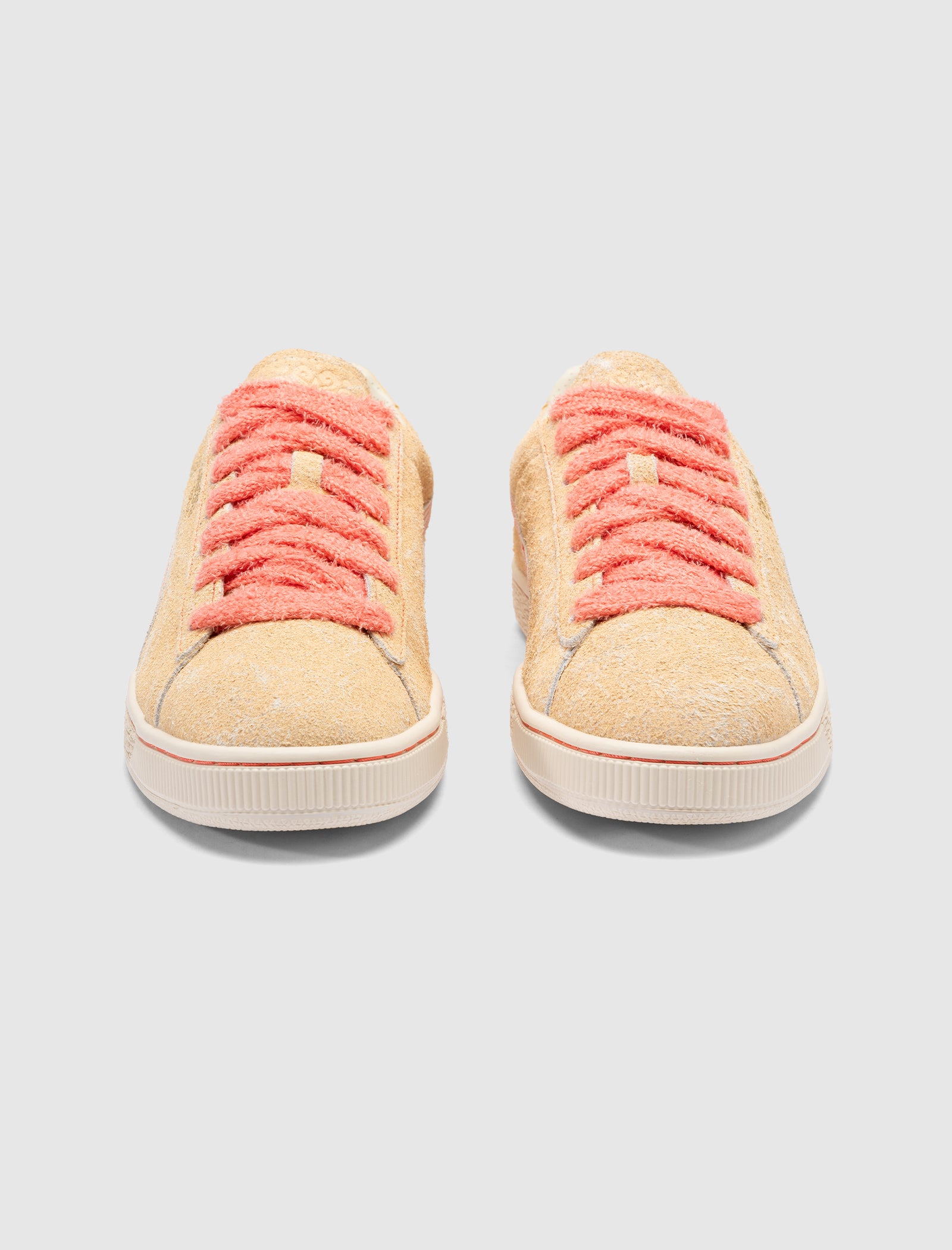 THE WHITAKER GRP SUEDE CODA ECHO POINTS (FLAXEN-ALPINE SNOW)