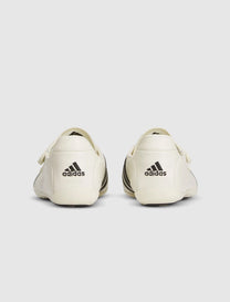 PHARRELL WILLIAMS YOGA VARIO "WHITE/BLACK"