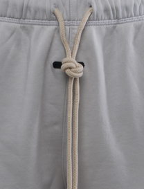 CLASSIC FIT SHORT
