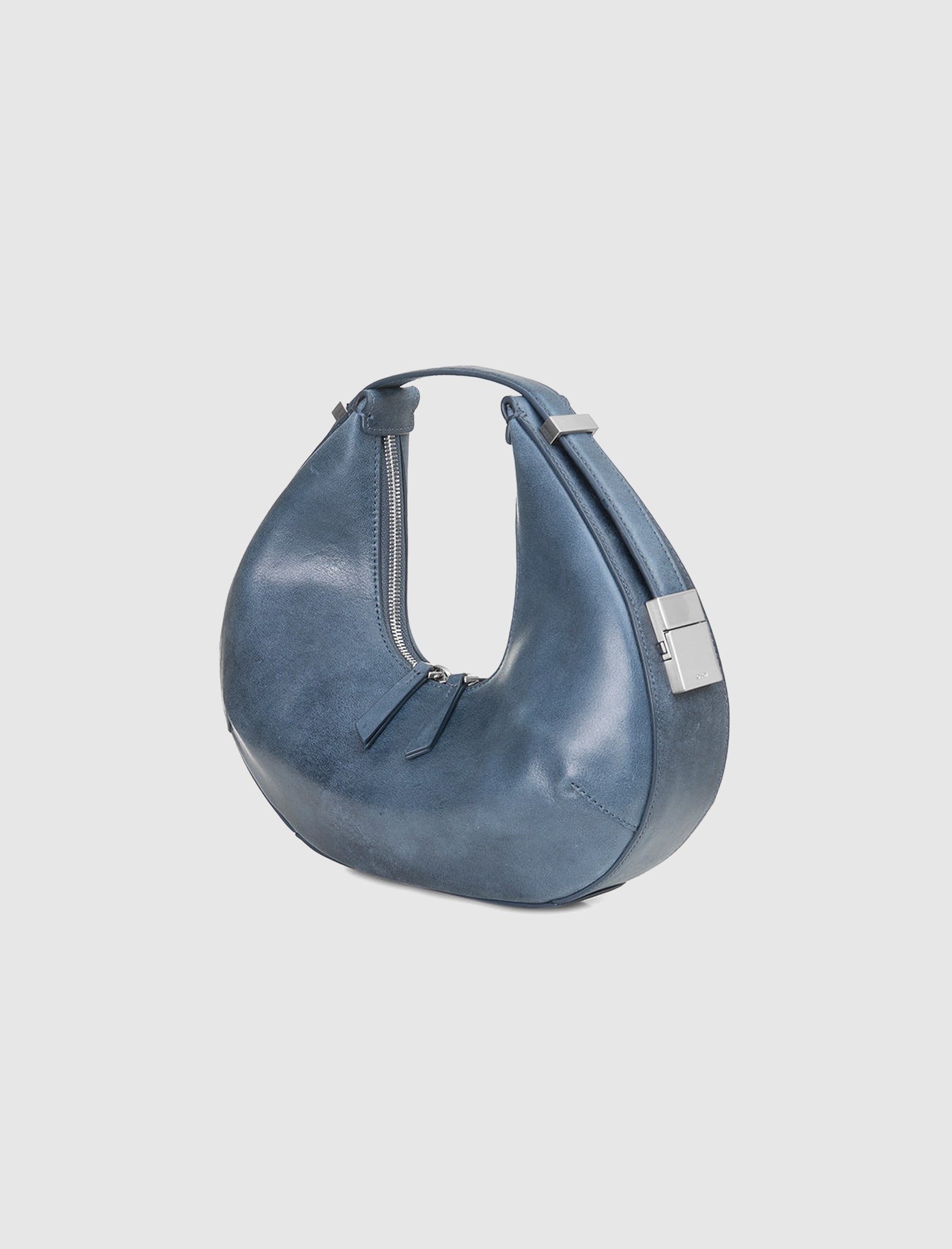 TONI HOBO