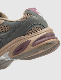 TWG NEW BALANCE 2010 "OSTRICH"