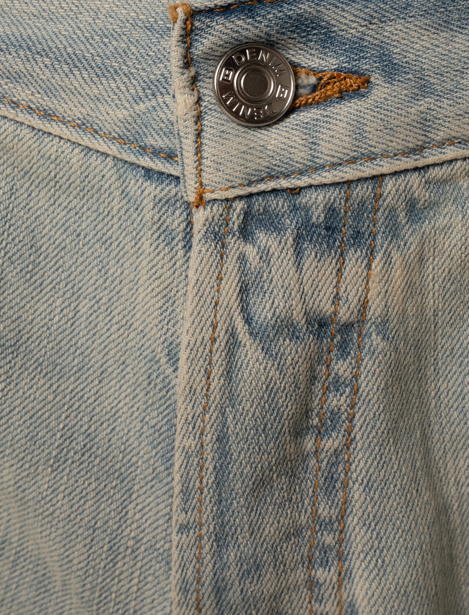 WOMEN'S LOW RISE BAGGY JEAN