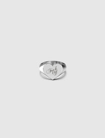 WARM WELCOME HEART RING