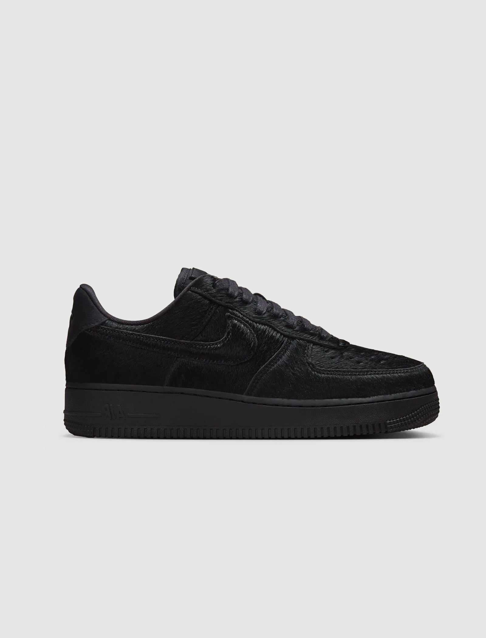 WOMEN'S AIR FORCE 1 '07 "BLACK/OFF NOIR"