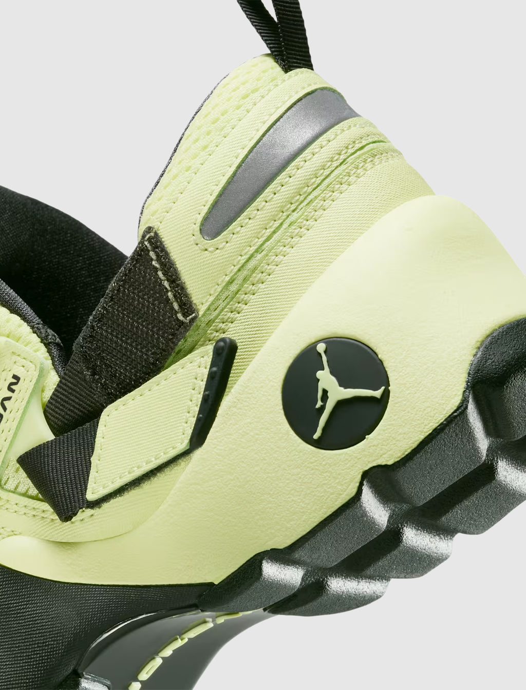 WOMEN'S TRUNNER LX  "LUMINOUS GREEN/ANTHRACITE"