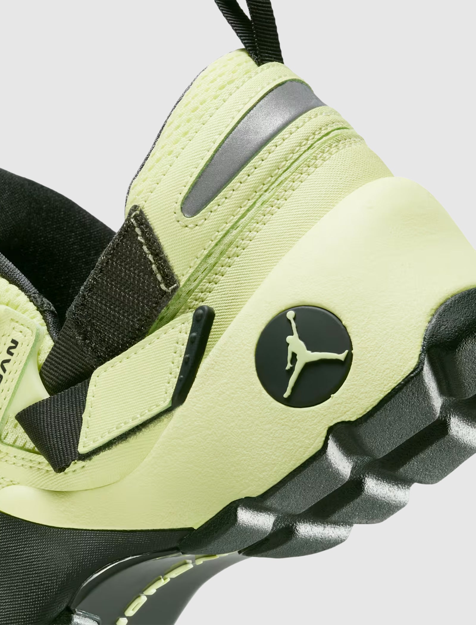 WOMEN'S TRUNNER LX  "LUMINOUS GREEN/ANTHRACITE"