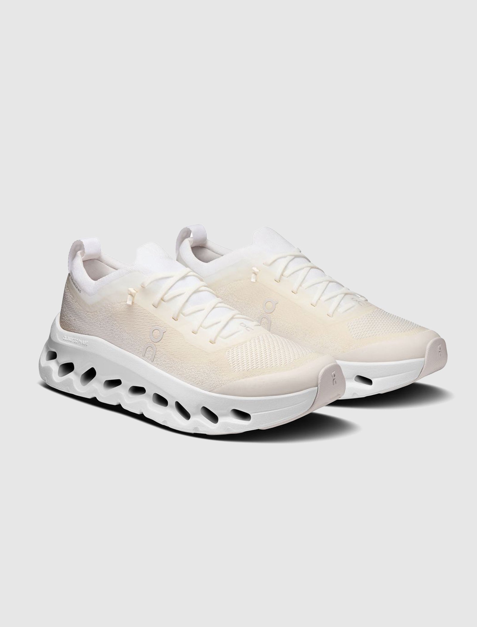 WOMEN'S ZENDAYA X CLOUDLIT MOON "WHITE/FROST"